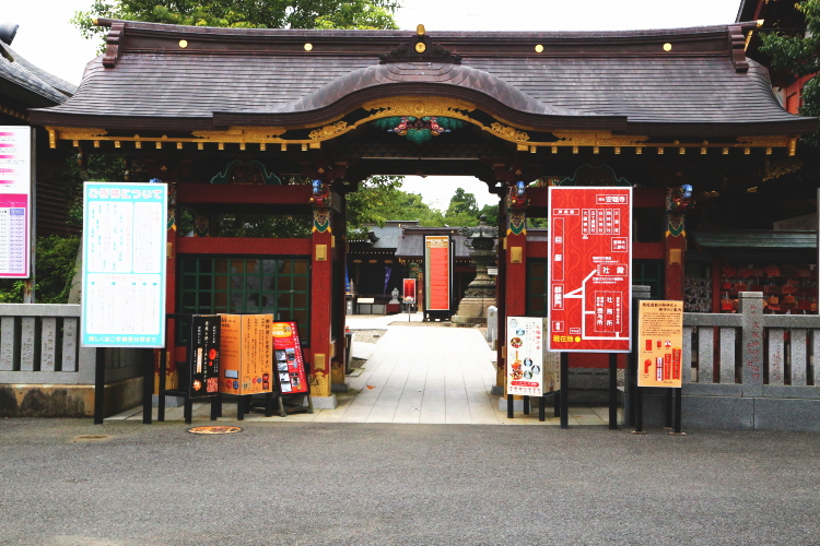 大杉神社の神門